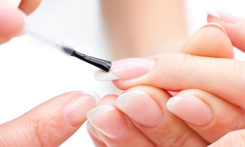 stylizacja-paznokci-manicure-hybrydowy-z-nadbudową