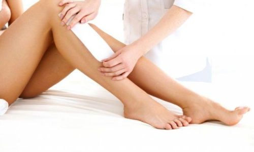 zabiegi-pielegnacyjne-i-masaze-depilacja-woskiem